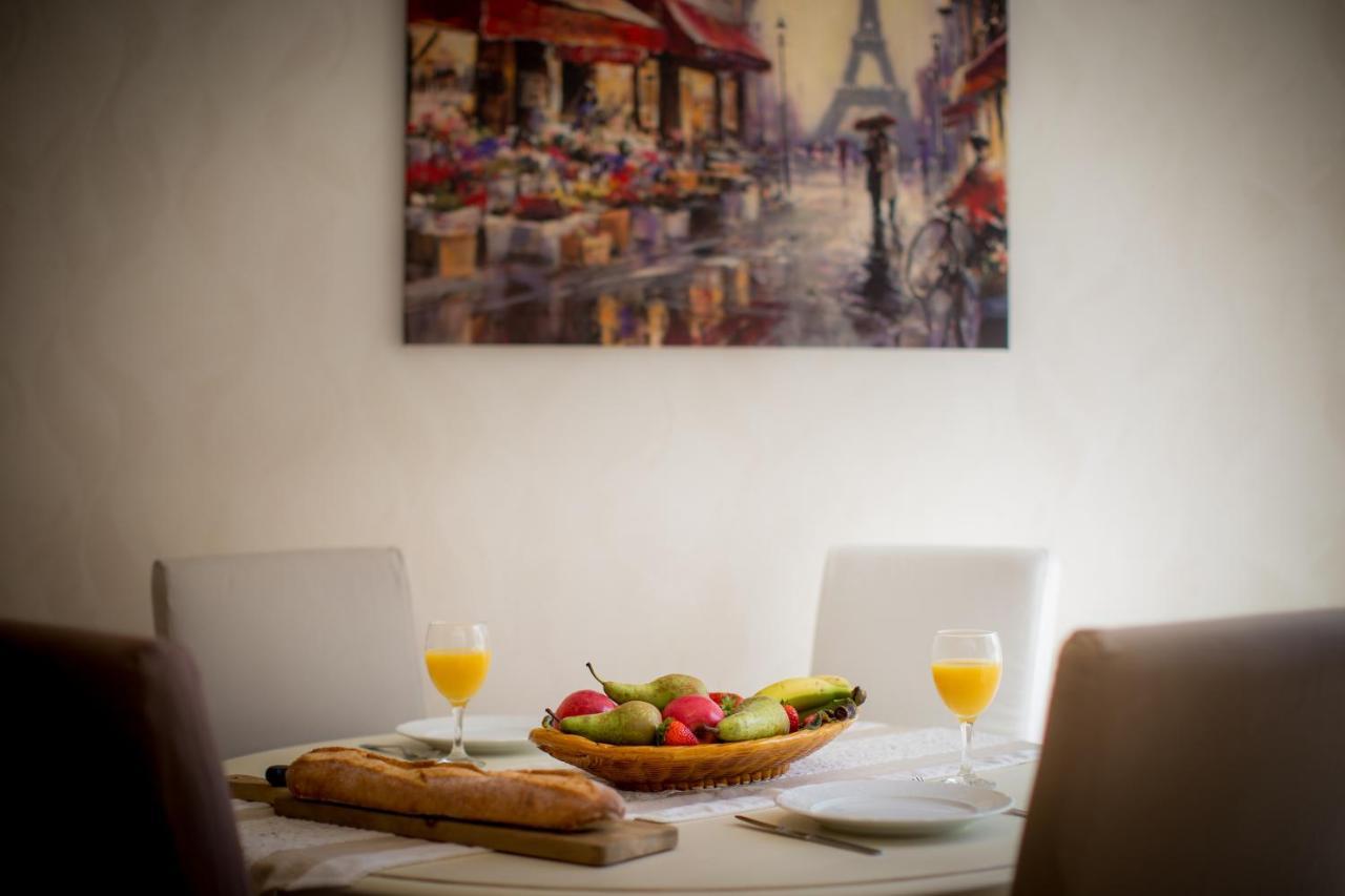 Les Magnolias Bed & Breakfast Lalinde ภายนอก รูปภาพ