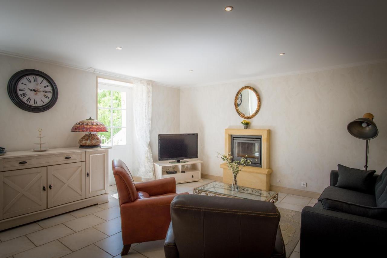 Les Magnolias Bed & Breakfast Lalinde ภายนอก รูปภาพ