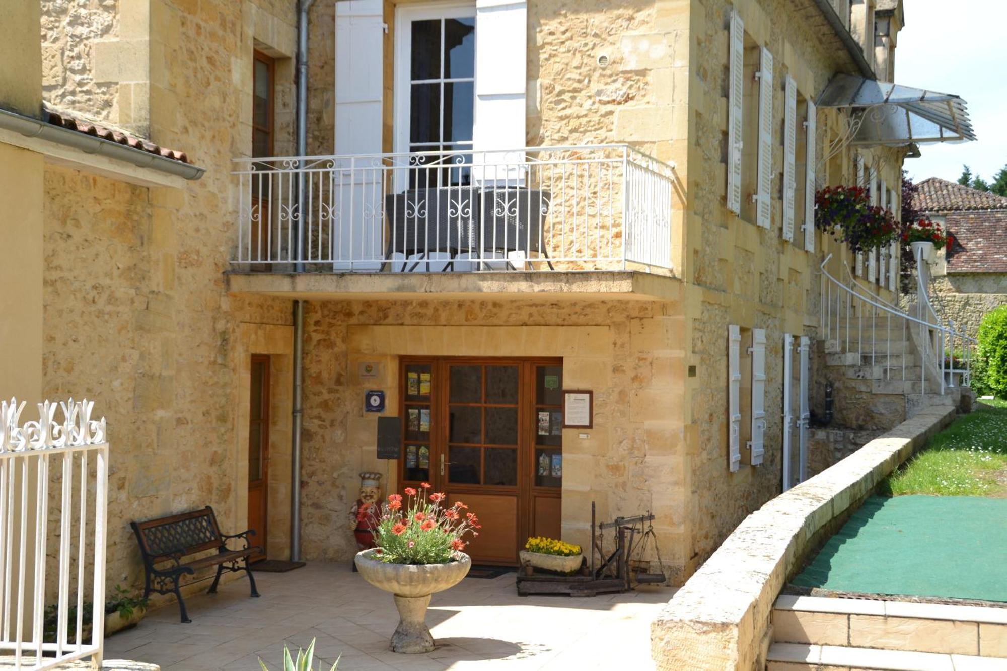 Les Magnolias Bed & Breakfast Lalinde ภายนอก รูปภาพ